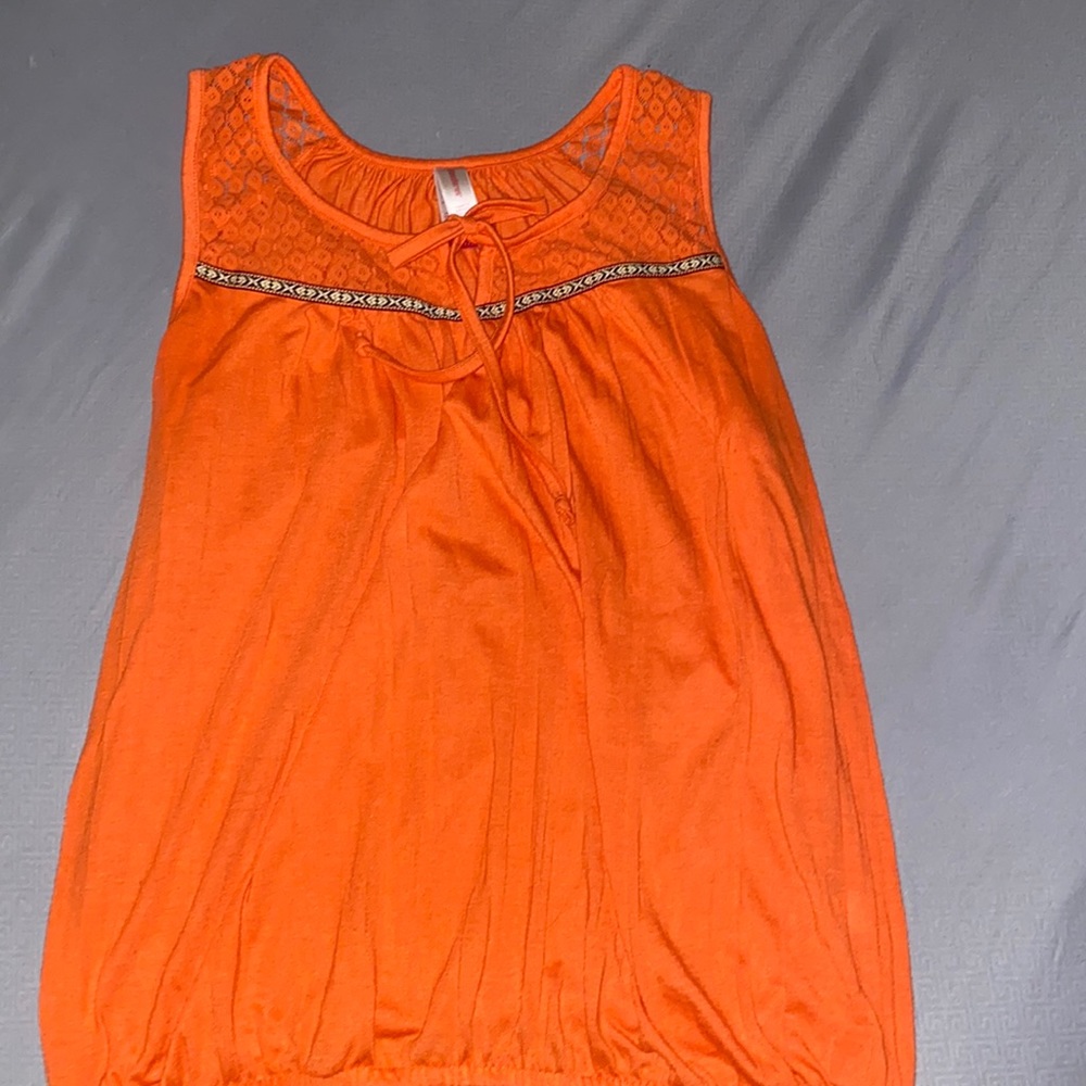 Orange tank top. No Boundaries sz xl